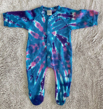 Load image into Gallery viewer, Sophisticated Kidz Own Tye Dye Footie
